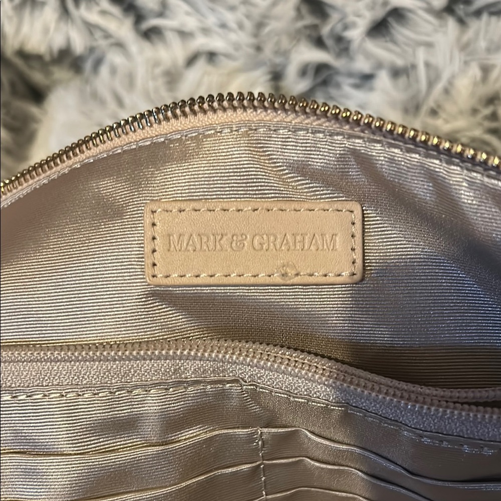 Mark & Graham Dusty Pink Commuter Clutch - Picture 4 of 5